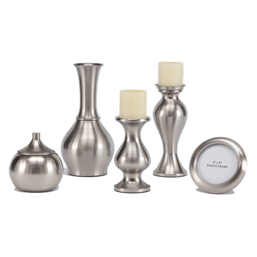 Picture of Rishona 5 Piece Brushed Silver Accessory Set