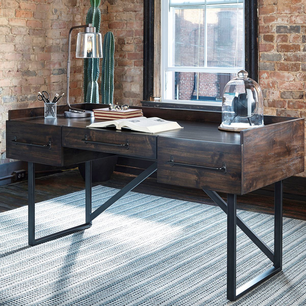 Picture of Daryl Office Desk