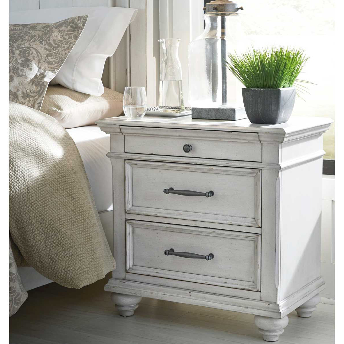 Picture of KARENA NIGHTSTAND