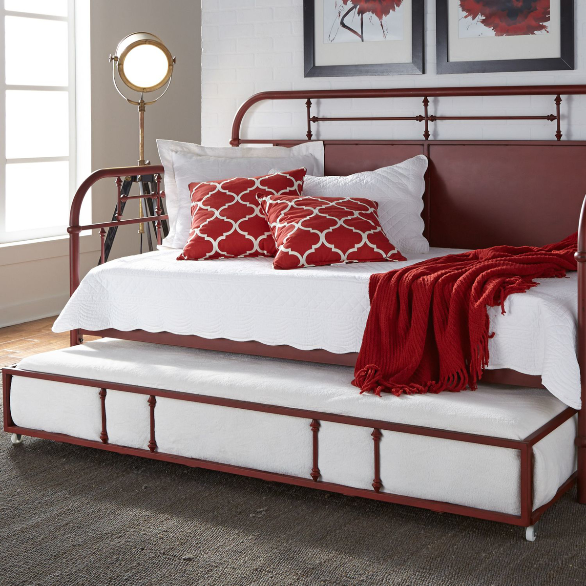 Picture of FAIRHOPE RED DAYBED W/TRUNDLE