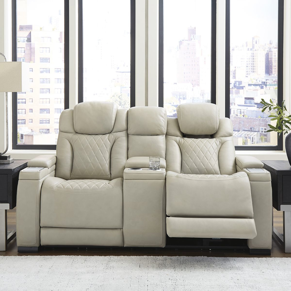 Picture of STRIKER CREAM PWR LOVESEAT