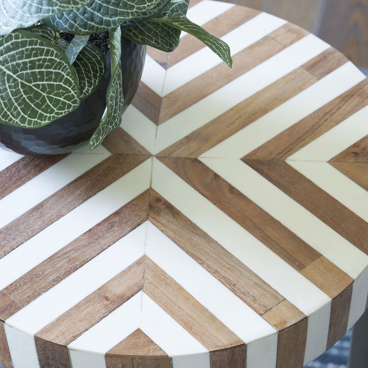 Picture of CARTLEY ACCENT TABLE