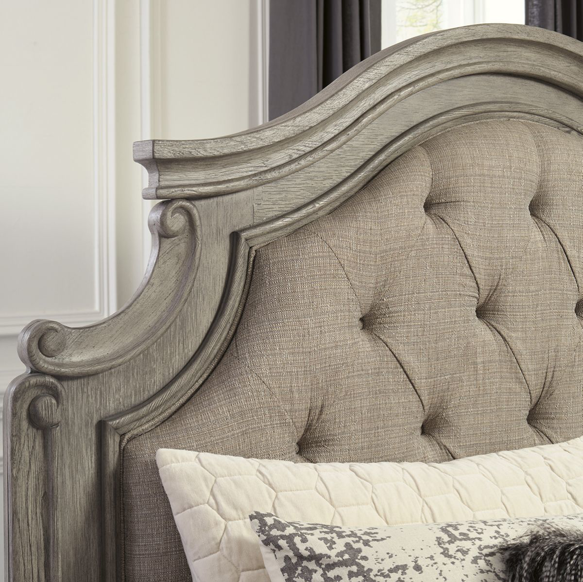 Picture of ROSLYN GRY KING UPH BED