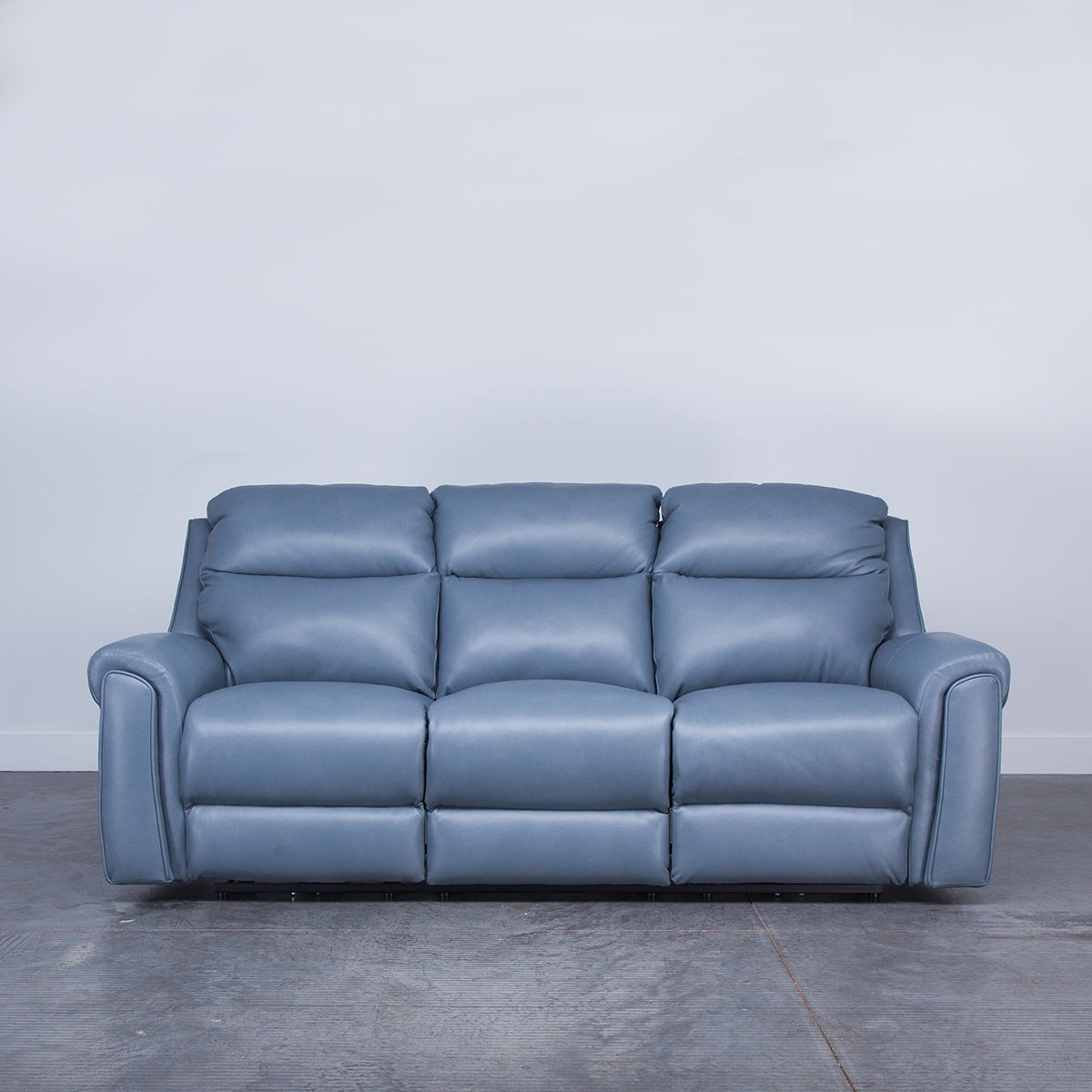 Picture of BELLINGHAM SOFA W/PHR/LUMB