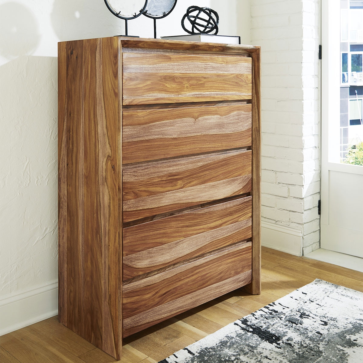 Picture of DESIREE CHEST
