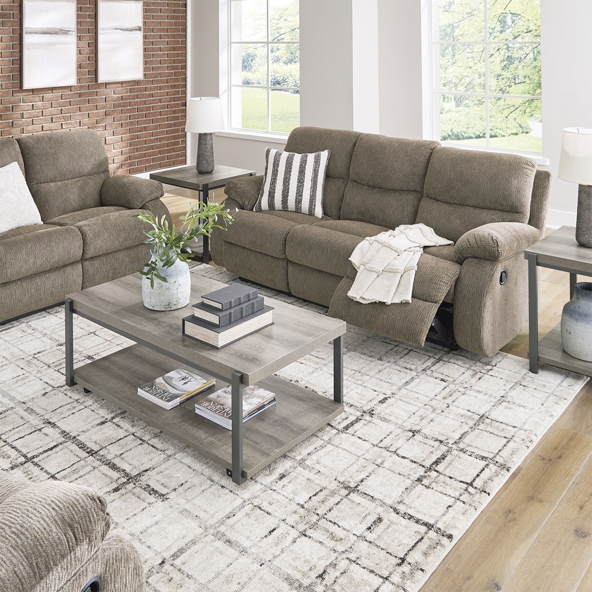 Picture of SCRANTO OAK MANUAL SOFA