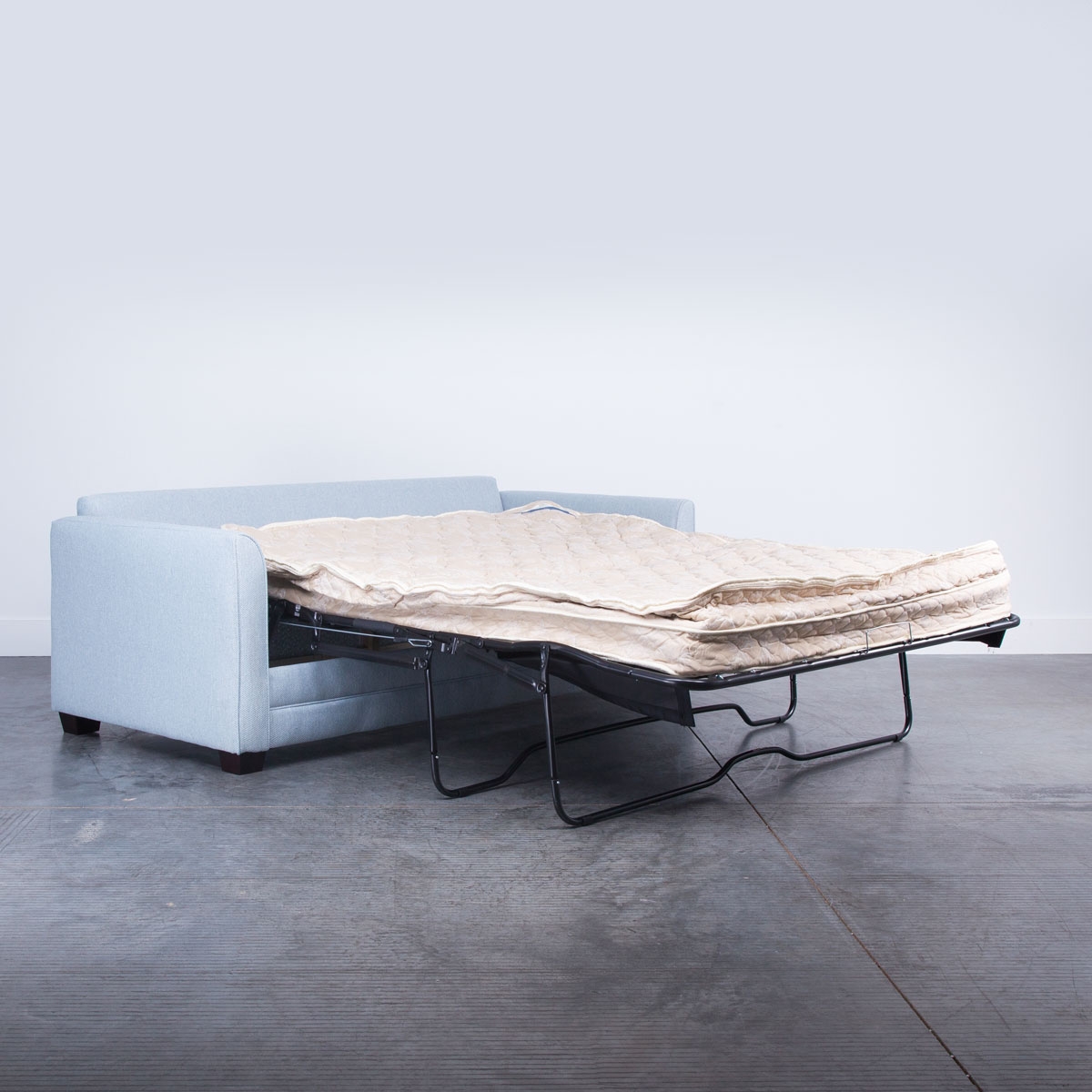 Picture of NOVA QUEEN SLEEPER W/AIR MATT