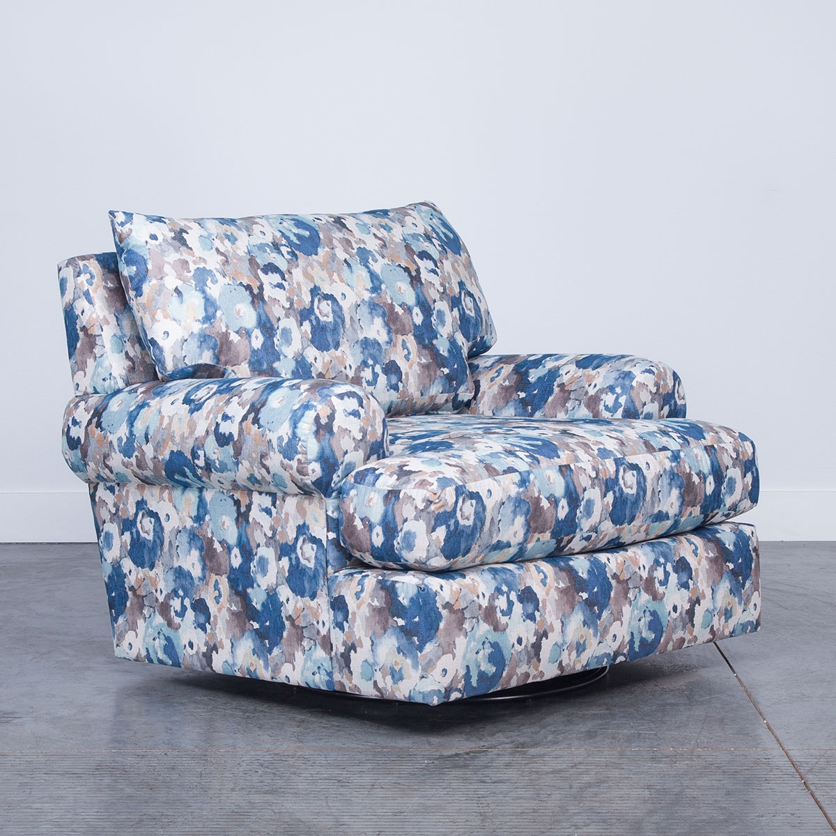 Picture of LEILANI SWIVEL MATCHING CHAIR