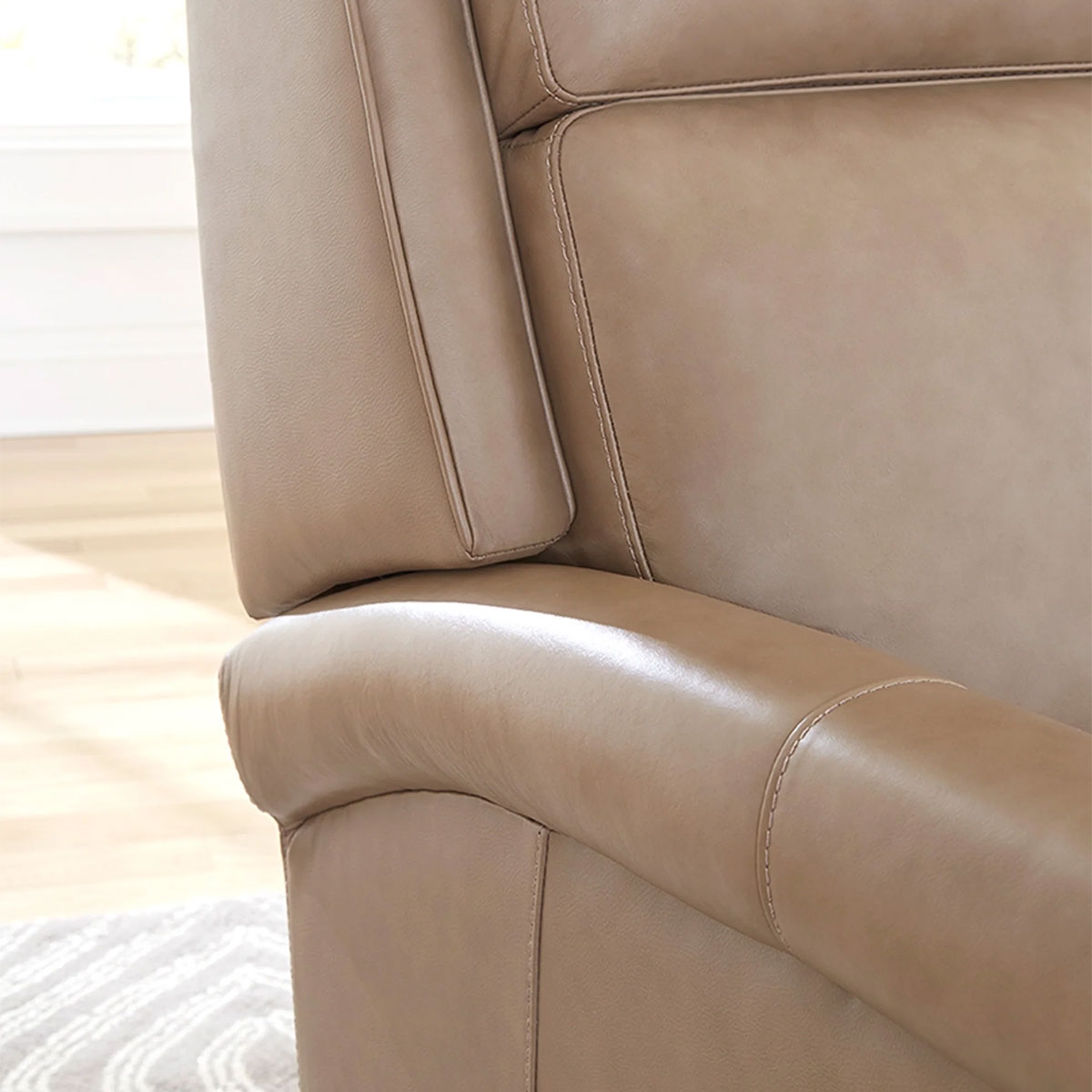 Picture of NORTHFIELD CREAM PUSHBACK LEATHER RECLINER