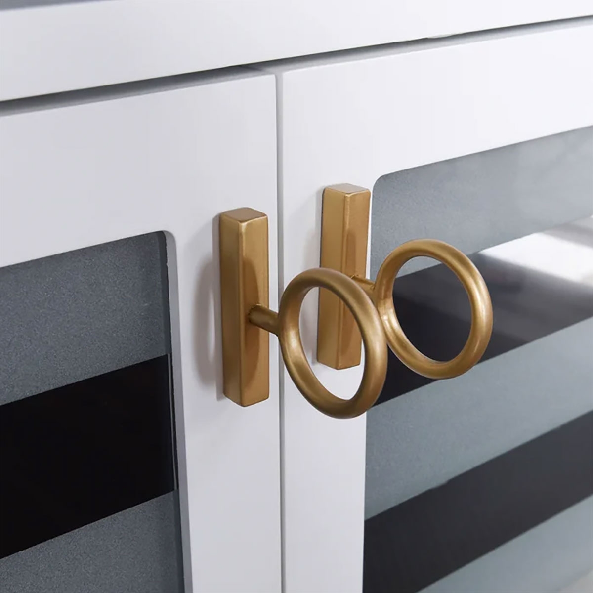 Picture of SHUTTER CABINET