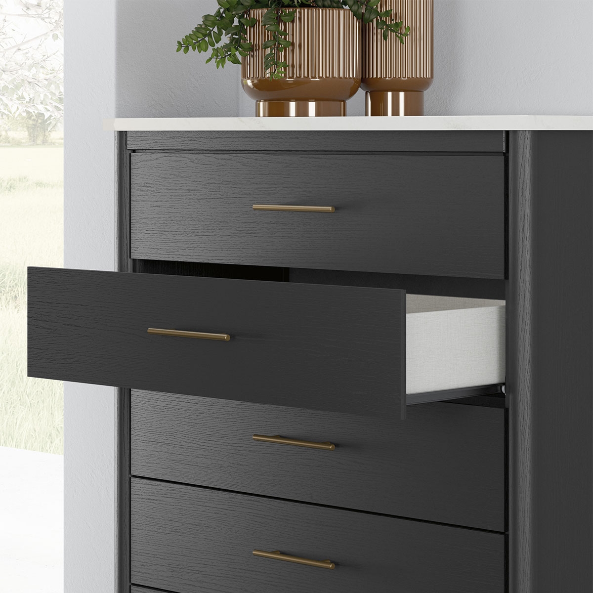 Picture of CASHMERE BLACK CHEST