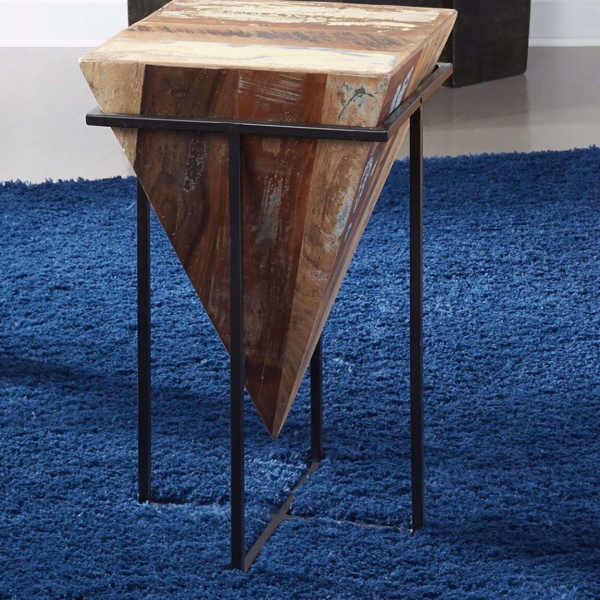 Picture of ACCENT TABLE