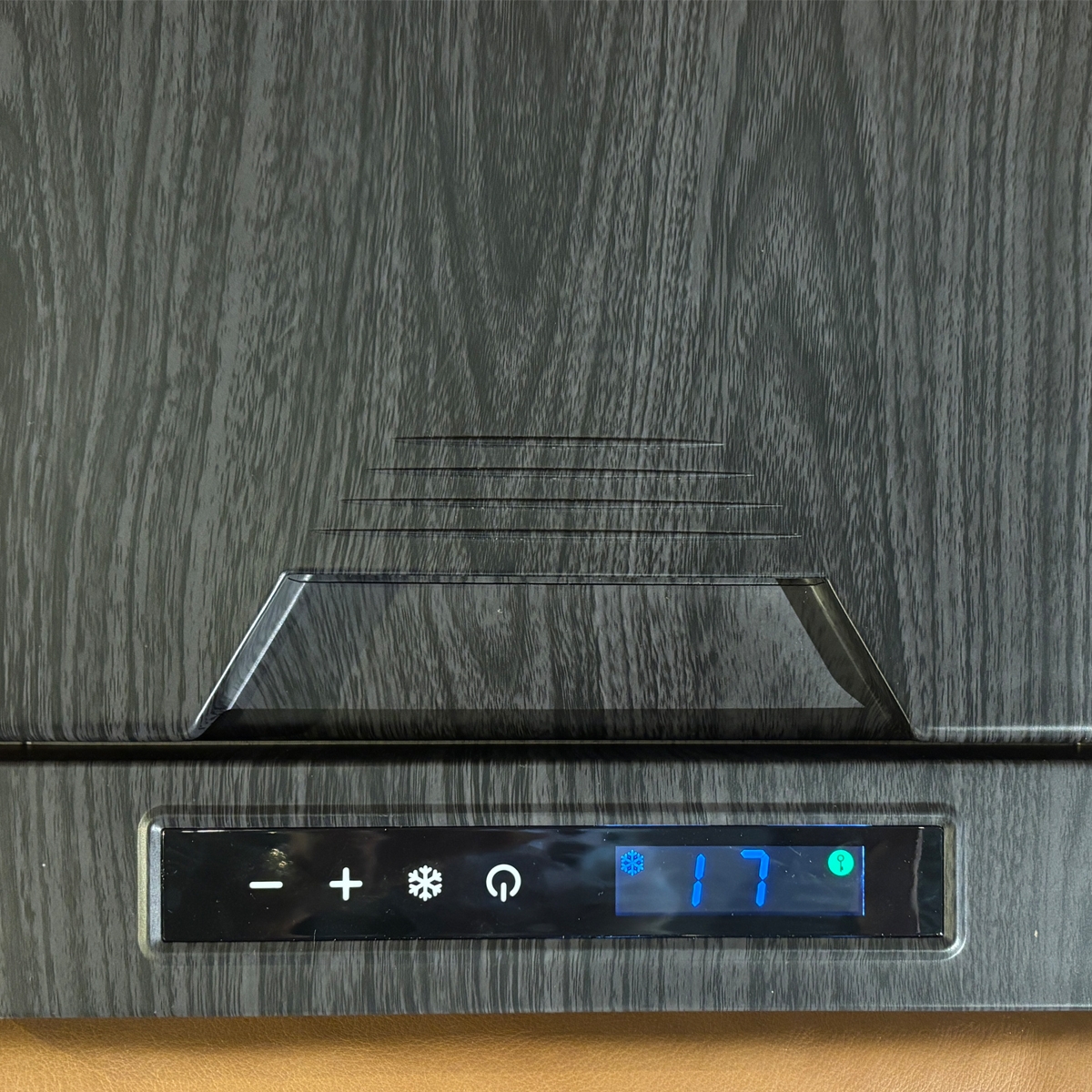 Picture of HUDSON BUTTERNUT CONSOLE LOVE W/COOLING UNIT