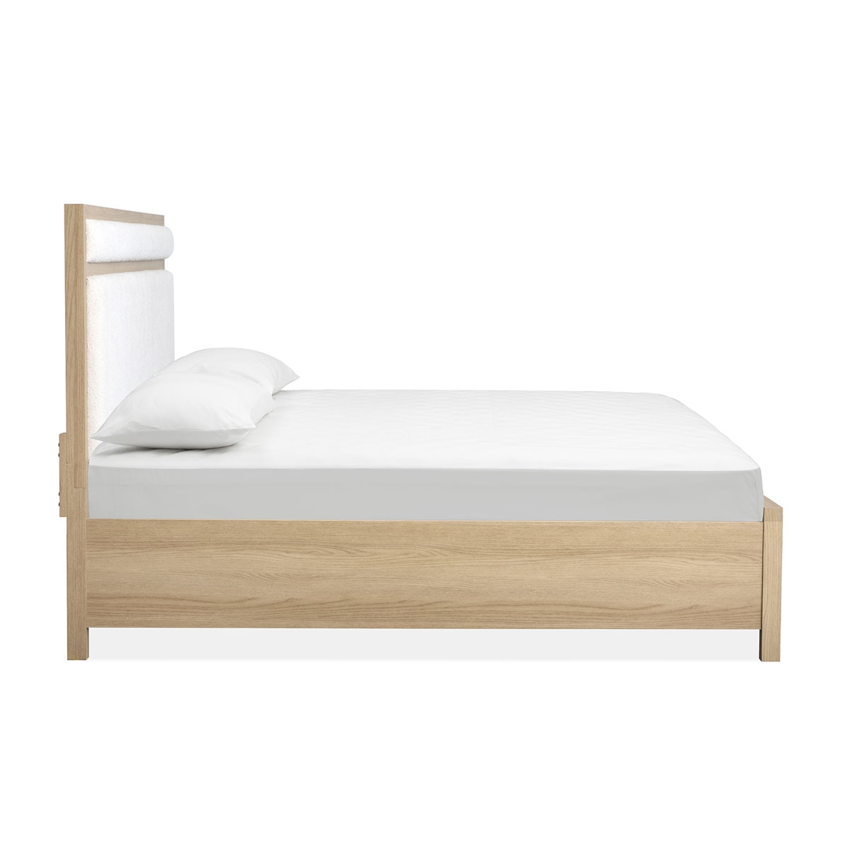 Picture of MERRIFIELD UPHOLSTERED KING BED