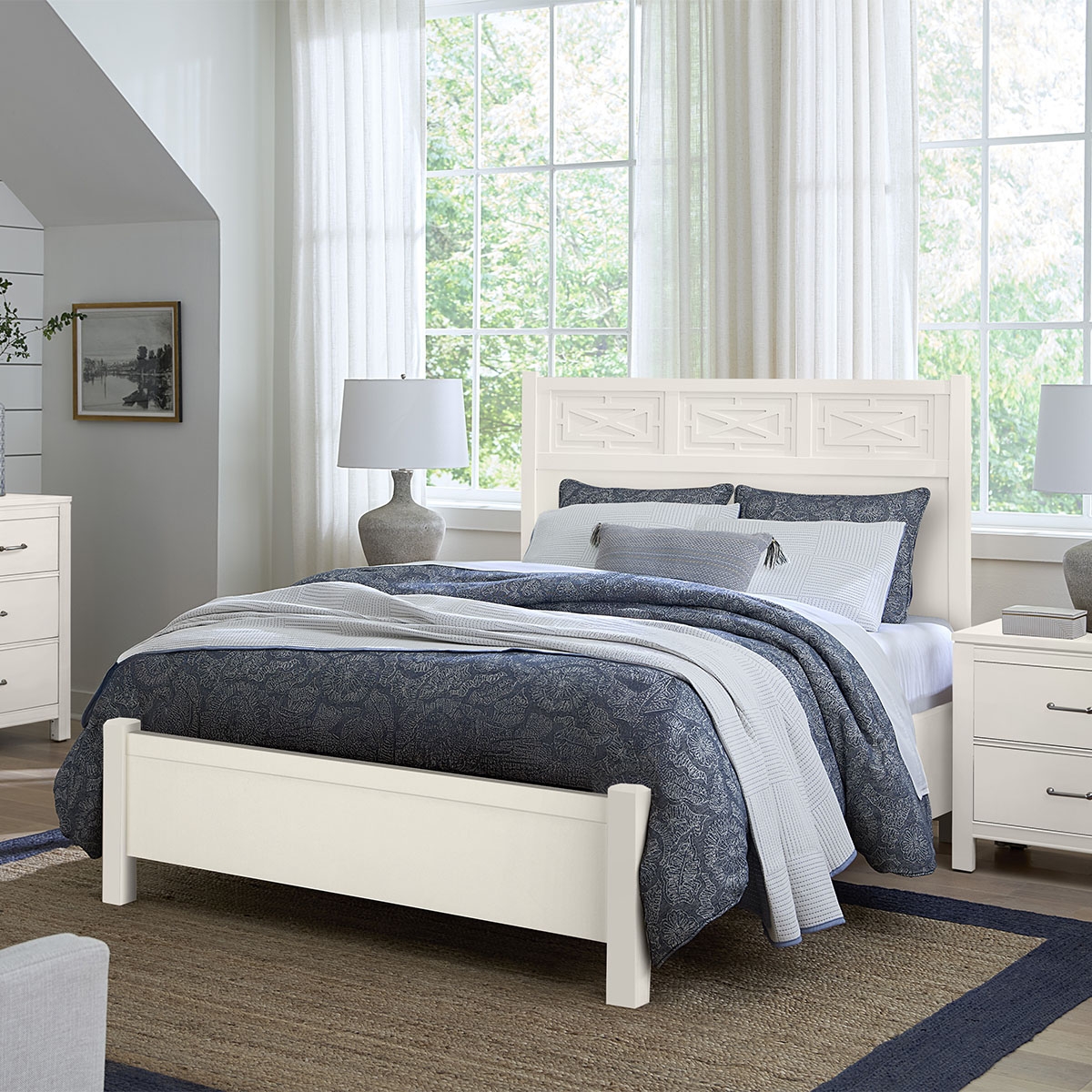 Picture of T & T FRETWORK BED IN WHITE MAPLE